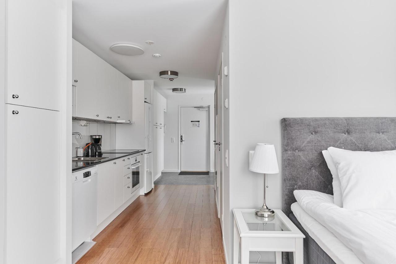 Continental Apartment Hotel Knivsta Knivsta  ภายนอก รูปภาพ