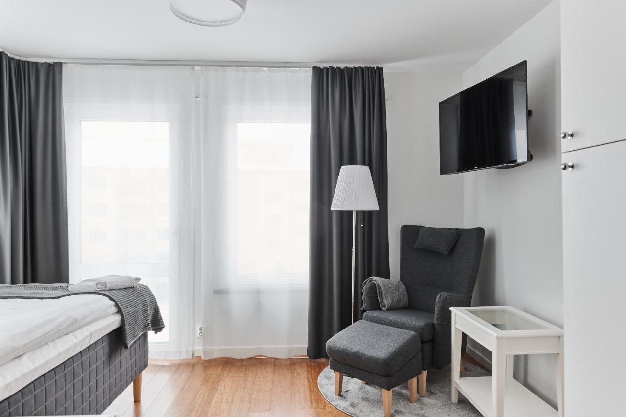 Continental Apartment Hotel Knivsta Knivsta  ภายนอก รูปภาพ
