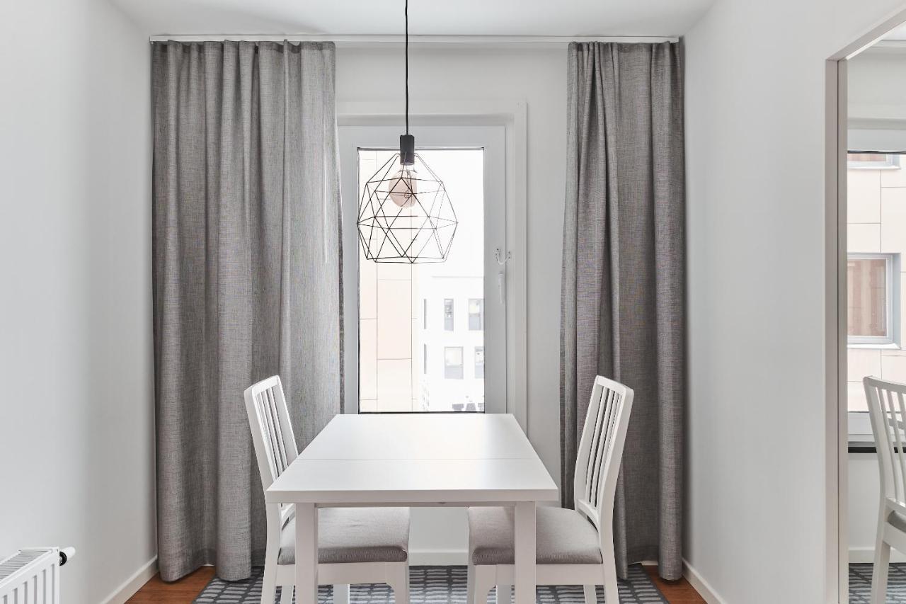 Continental Apartment Hotel Knivsta Knivsta  ภายนอก รูปภาพ