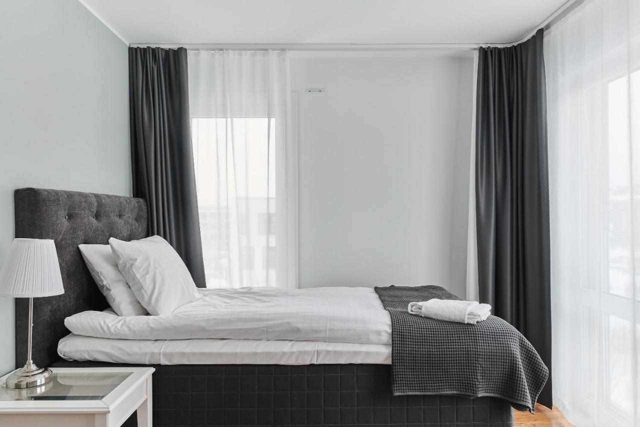 Continental Apartment Hotel Knivsta Knivsta  ภายนอก รูปภาพ