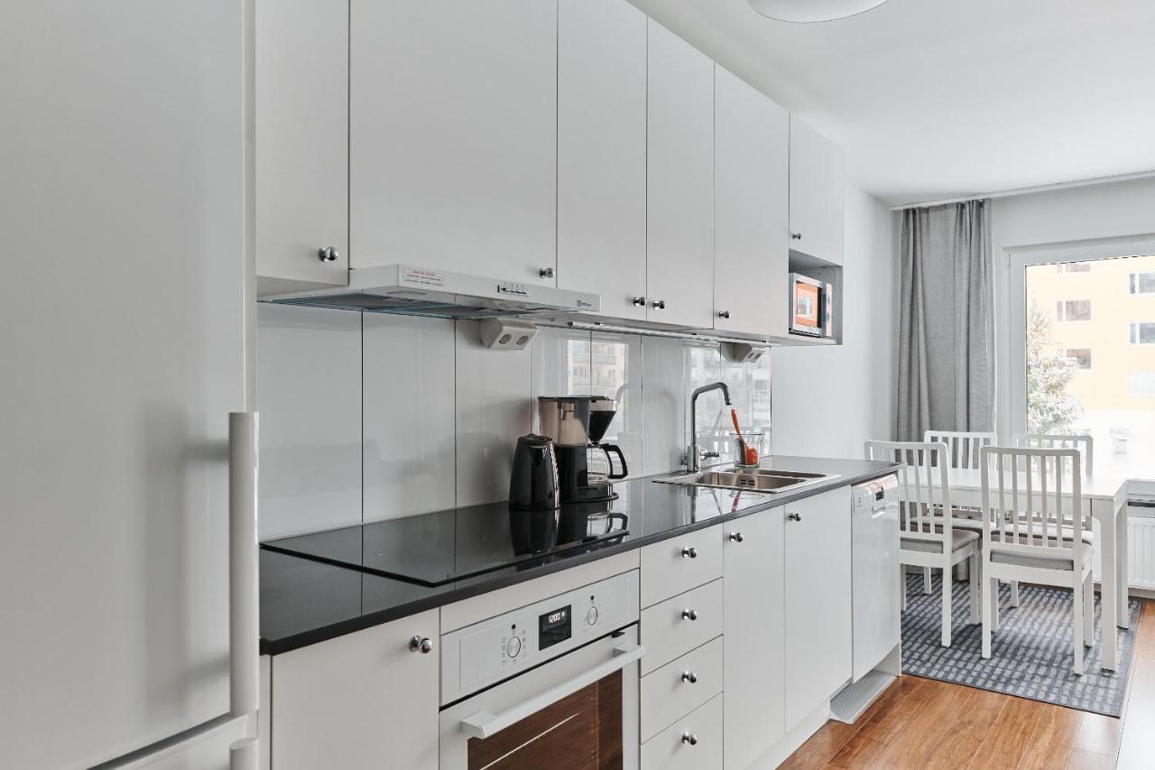 Continental Apartment Hotel Knivsta Knivsta  ภายนอก รูปภาพ