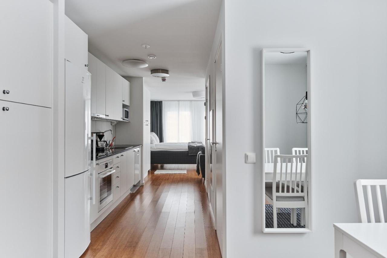 Continental Apartment Hotel Knivsta Knivsta  ภายนอก รูปภาพ