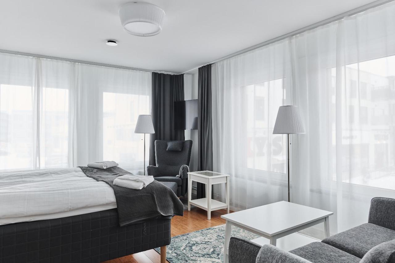 Continental Apartment Hotel Knivsta Knivsta  ภายนอก รูปภาพ