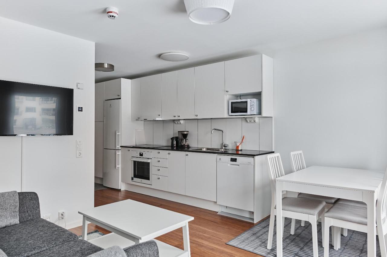 Continental Apartment Hotel Knivsta Knivsta  ภายนอก รูปภาพ