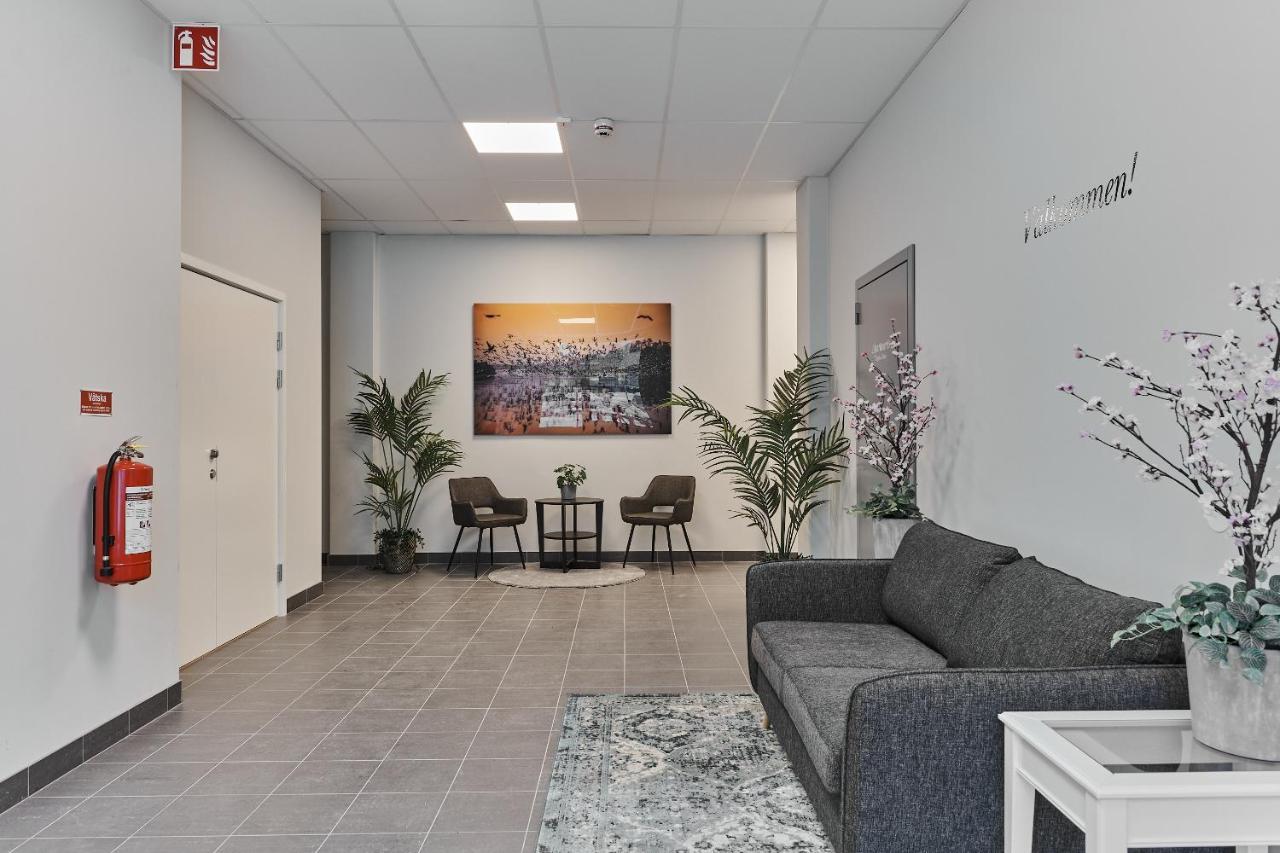 Continental Apartment Hotel Knivsta Knivsta  ภายนอก รูปภาพ