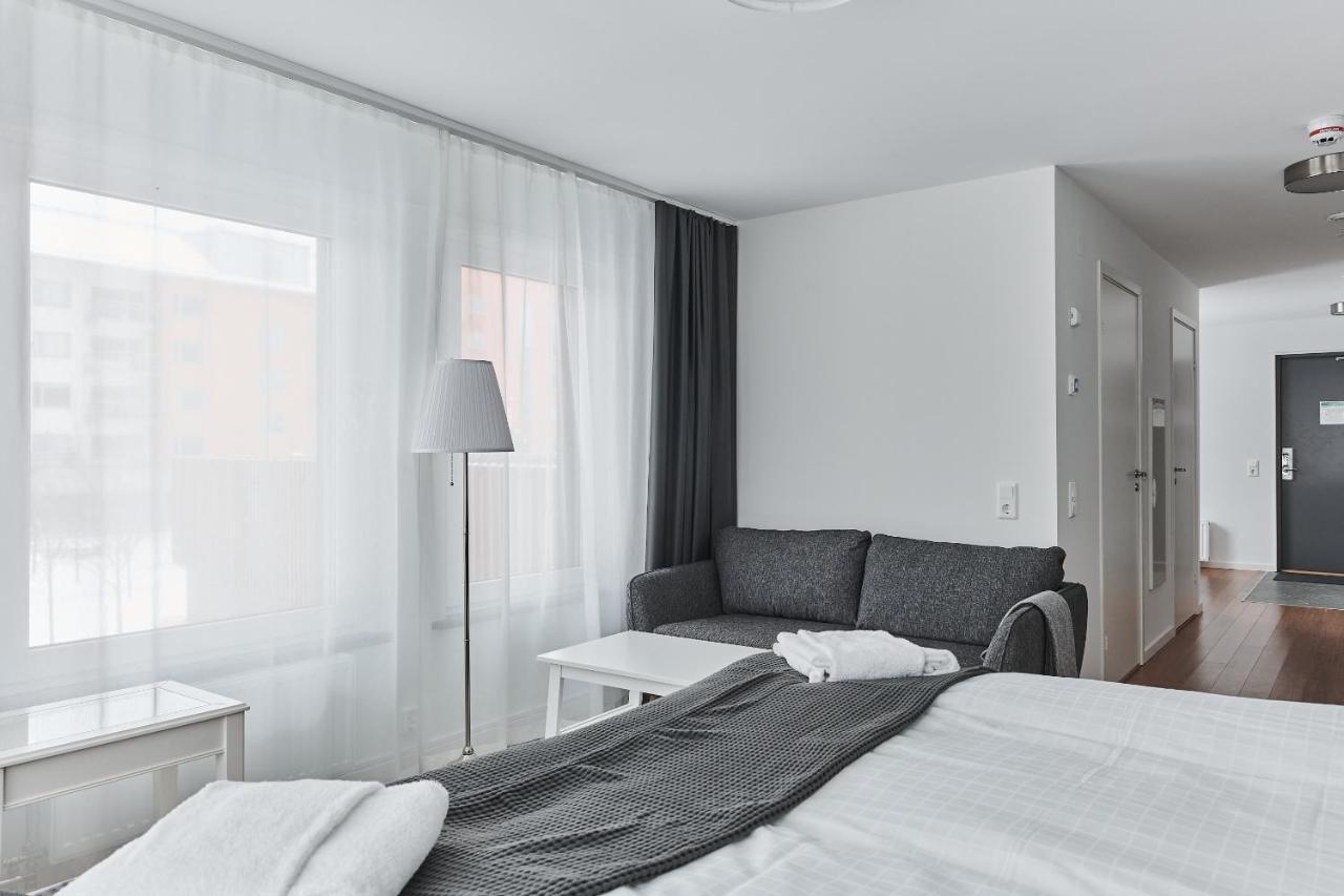 Continental Apartment Hotel Knivsta Knivsta  ภายนอก รูปภาพ
